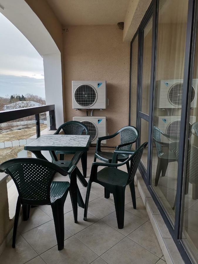 Cozy Apartment By The Sea Άγιος Κωνσταντίνος και Ελένη Εξωτερικό φωτογραφία